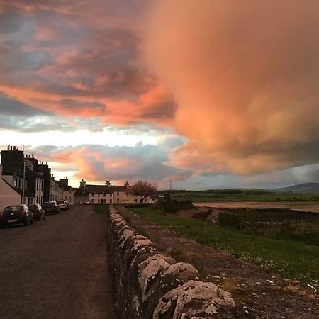 Cornmill House, With Outstanding Sea Views In Garlieston Apartment Bagian luar foto